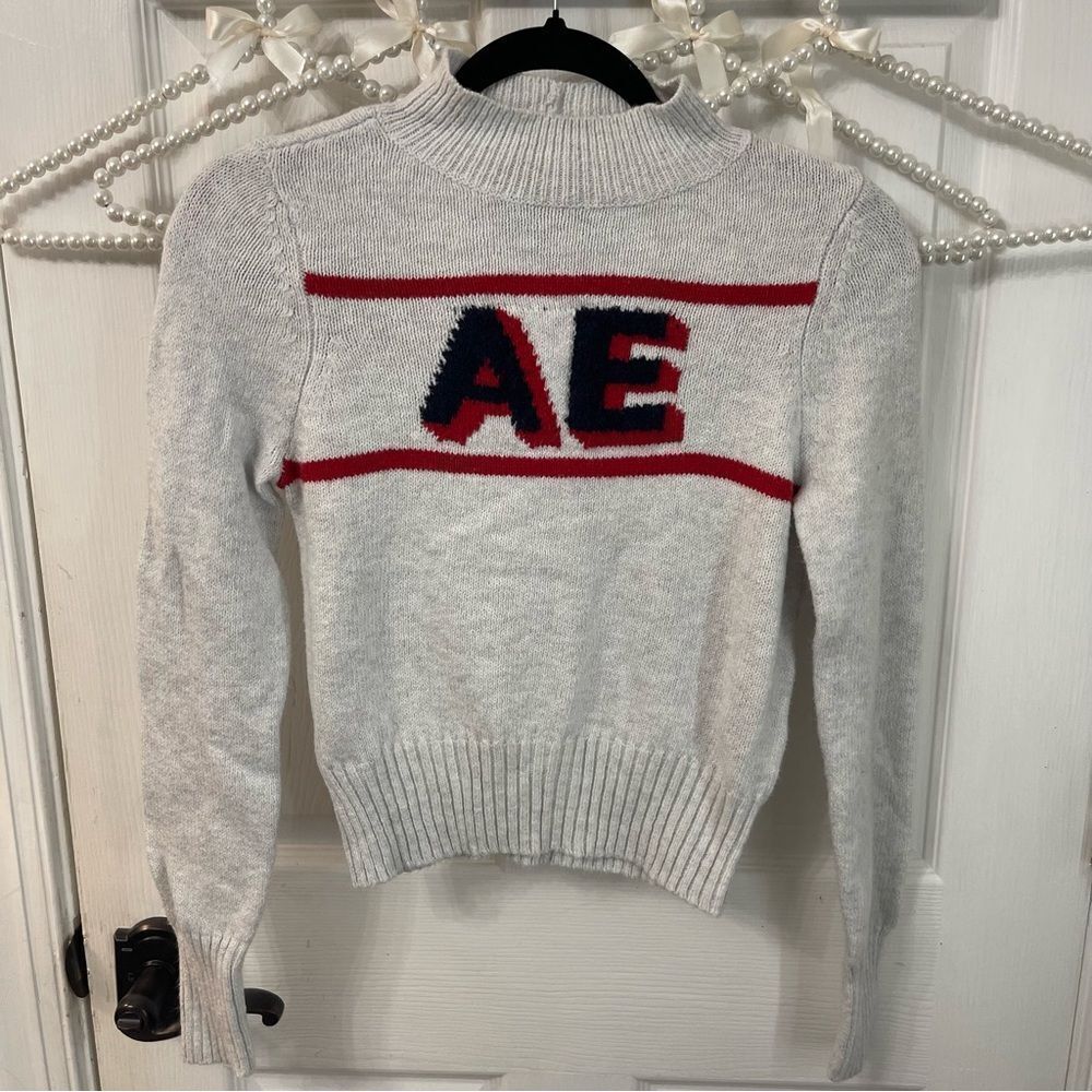Vintage American Eagle Outfitters Women's Gray Sweater